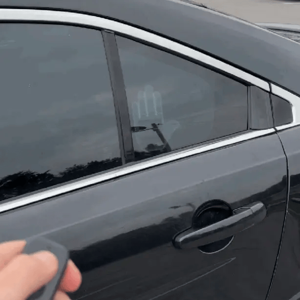 The GloGesture⢠- Led Hand Sign